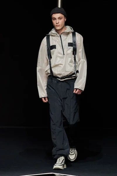 Look 47